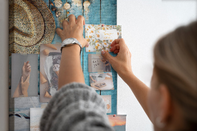 Painel de cortiça para parede Chapéu e chinelos