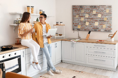 Quadro em cortiça parede de tijolos