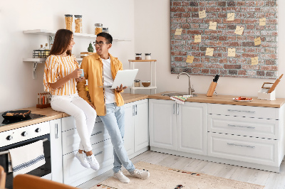 Quadro em cortiça parede de tijolos