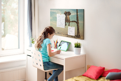 Quadro de aviso de cortiça Elefante em uma árvore