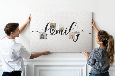 Painel em cortiça A família da inscrição