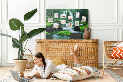 Painel em cortiça Cachoeira entre o musgo