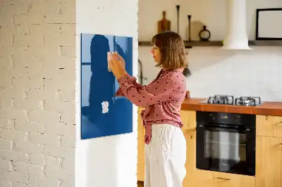 Quadro magnético com caneta azul