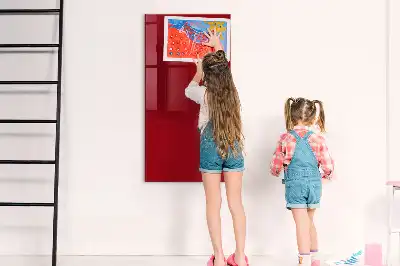 Quadro magnético com caneta na cor vermelha