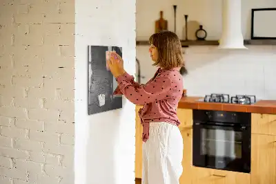 Quadro magnético com caneta acabamento em metal riscado