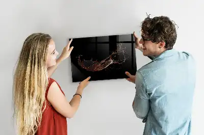 Quadro magnético com caneta estampa bebida derramada