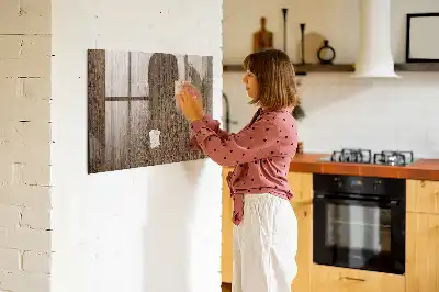 Quadro magnético com caneta em madeira escura
