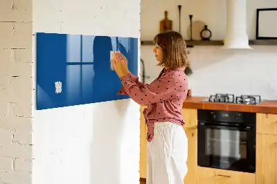 Quadro magnético com caneta azul-escuro