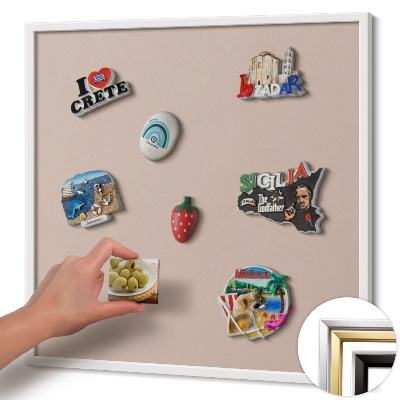 Quadro magnético com moldura branca Cor rosa pó bege