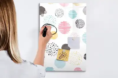 Quadro magnético de apagar a seco estampa de círculos coloridos