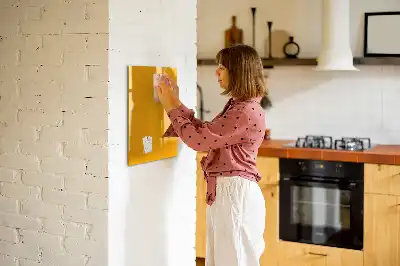Quadro magnético de apagar a seco na cor amarelo-ouro