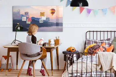 Quadro magnético para escrever estampa de uma bela paisagem