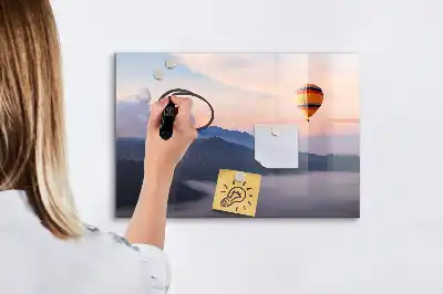 Quadro magnético para escrever estampa de uma bela paisagem