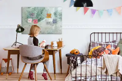 Quadro magnético para desenho com acabamento que imita mármore