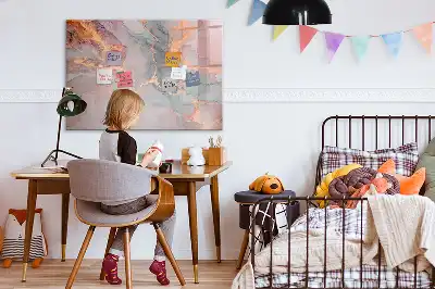 Quadro magnético para escrita com acabamento em mármore decorativo