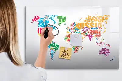 Quadro magnético para escrita com nomes de países coloridos