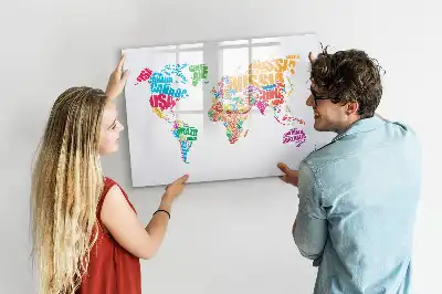 Quadro magnético para escrita com nomes de países coloridos