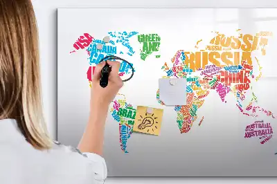 Quadro magnético para escrita com nomes de países coloridos