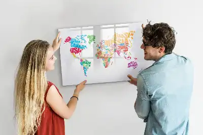 Quadro magnético para escrita com nomes de países coloridos