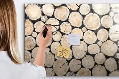 Quadro magnético para desenhar com troncos de madeira cortados