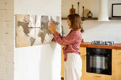 Quadro magnético com estampa de mapa-múndi