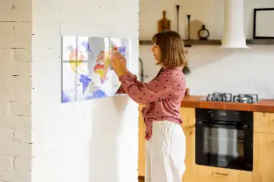 Quadro magnético para desenhar estampa de mapa-múndi em aquarela