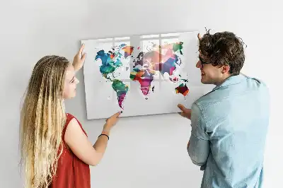 Quadro magnético para escrever mapa-múndi de triângulos