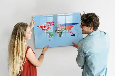 Quadro magnético para escrever mapa com bandeiras