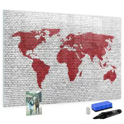 Quadro magnético para desenhar com estampa de mapa-múndi em parede de tijolos