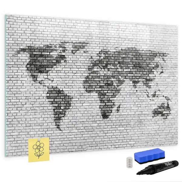 Quadro magnético para escrever com estampa de mapa-múndi em parede de tijolos