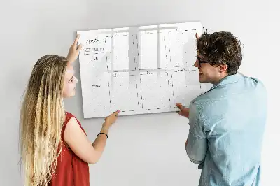Quadro magnético para escrita com planejamento semanal