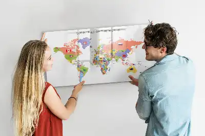 Quadro magnético para escrever mapa com bandeiras
