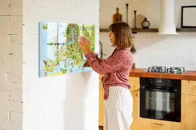 Mapa-múndi magnético com quadro para desenhar e bandeiras
