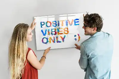 Quadro magnético para desenhar estampa de citação positiva