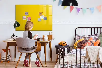 Quadro magnético para desenhar amarelo claro