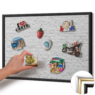 Quadro magnético com moldura preta Parede de tijolos com luz de parede