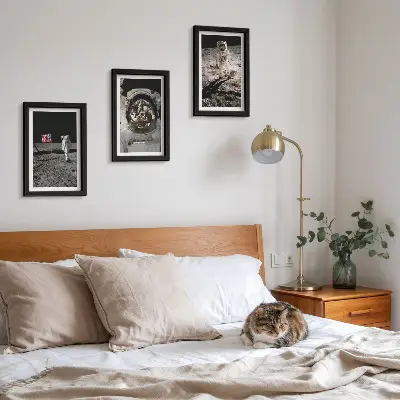 Conjunto de 3 quadros decorativos com fotos de astronautas pousando na Lua