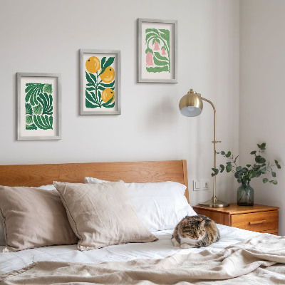 Conjunto de molduras com imagens Padrões minimalistas de plantas com frutos e folhas.