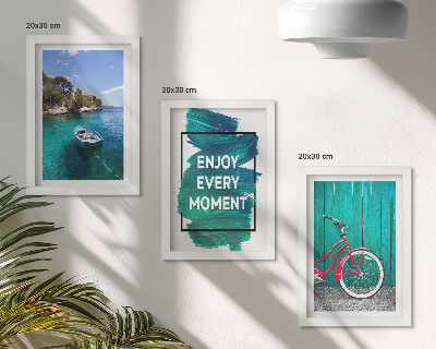 Conjunto de molduras com imagens Vista para o mar com barco, bicicleta e inscrição inspiradora