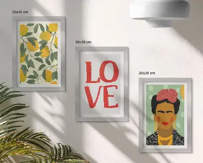 Tríptico com moldura pintura de limões com inscrição LOVE ao estilo de Frida Kahlo