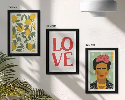 Tríptico com moldura pintura de limões com inscrição LOVE ao estilo de Frida Kahlo