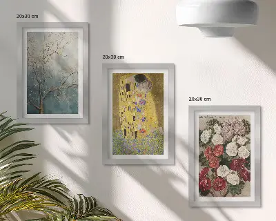Conjunto de 3 quadros decorativos com estampas de flores e árvores no estilo da pintura O Beijo de Gustav Klimt