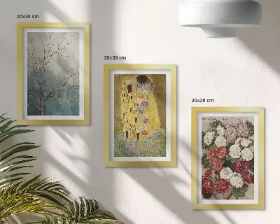 Conjunto de 3 quadros decorativos com estampas de flores e árvores no estilo da pintura O Beijo de Gustav Klimt