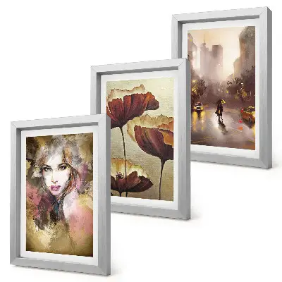 Tríptico com moldura retrato abstrato de uma mulher com flores e cidade sob a chuva