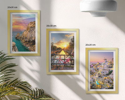Tríptico com moldura Vista para o mar com pôr do sol e para a cidade.