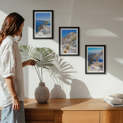 Conjunto de molduras com imagens Vistas da arquitetura paisagística da cidade de Oia, em Santorini, Grécia.