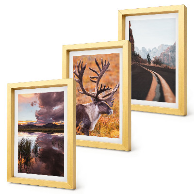 Conjunto de 3 quadros decorativos Paisagens montanhosas com renas e uma estrada na natureza.