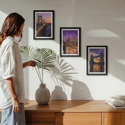 Conjunto de molduras com imagens com tema de pontes ao pôr do sol e paisagens urbanas