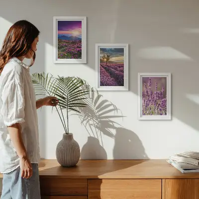 Tríptico paisagem com campos de lavanda e pôr do sol com moldura