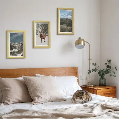 Conjunto de 3 quadros decorativos com montanhas com neve, veados na floresta e paisagens
